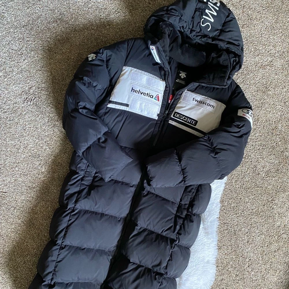 Descente RARE Full Body Duck Down Swiss Ski Team Puffer Patch Coat Size XS