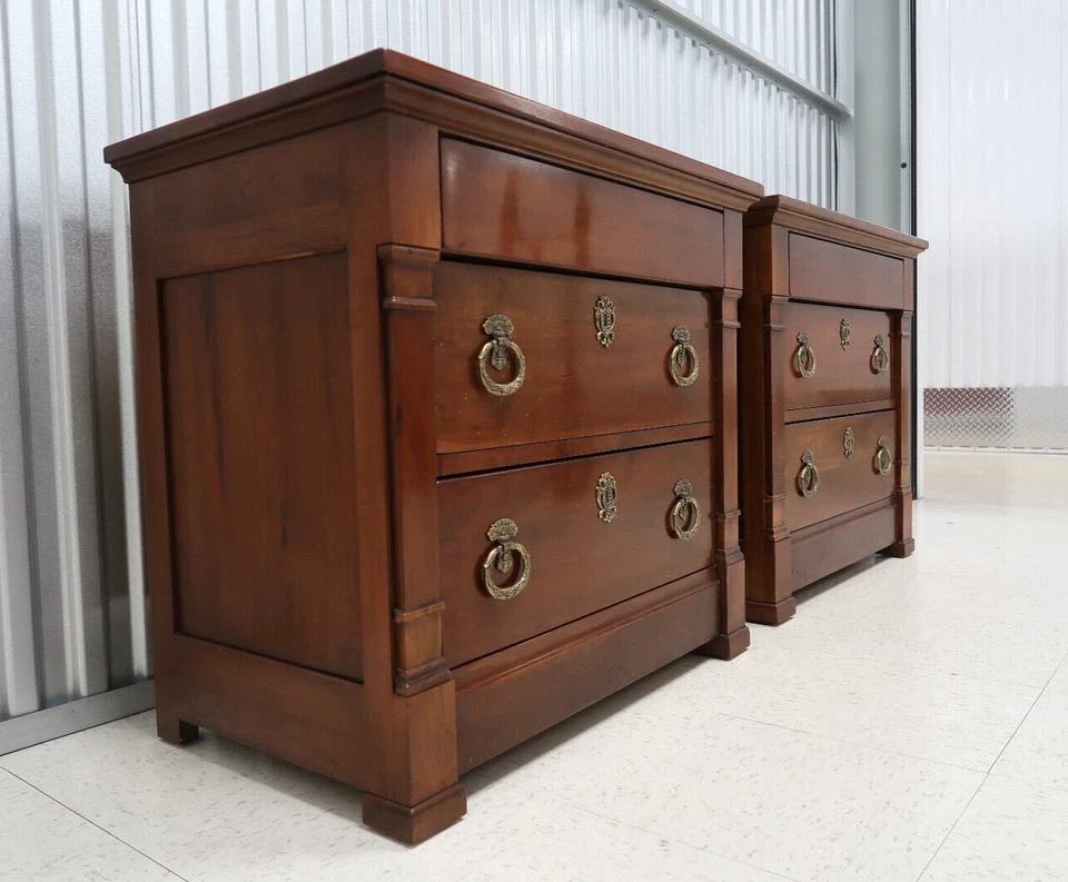 Par de soportes de noche estilo imperio Henredon Registry Collection Foto 4 de 4