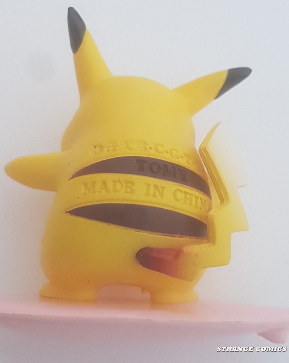 Llavero Original De Pikachu Surfeando Pokémon - Marca Takara Tomy, PVC, Coleccionable
