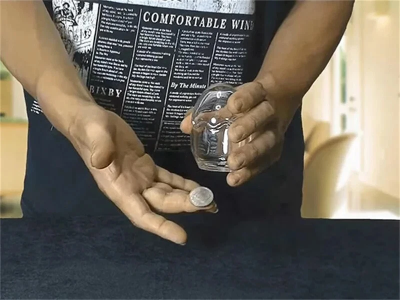 Impossible 2.0 by Higpon: Coin Penetration - Close-Up Magic Trick - Image 3 of 4