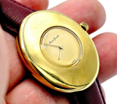 Maurice Guerdat Swiss Made Plaque 20 Microns Handaufzug Damen