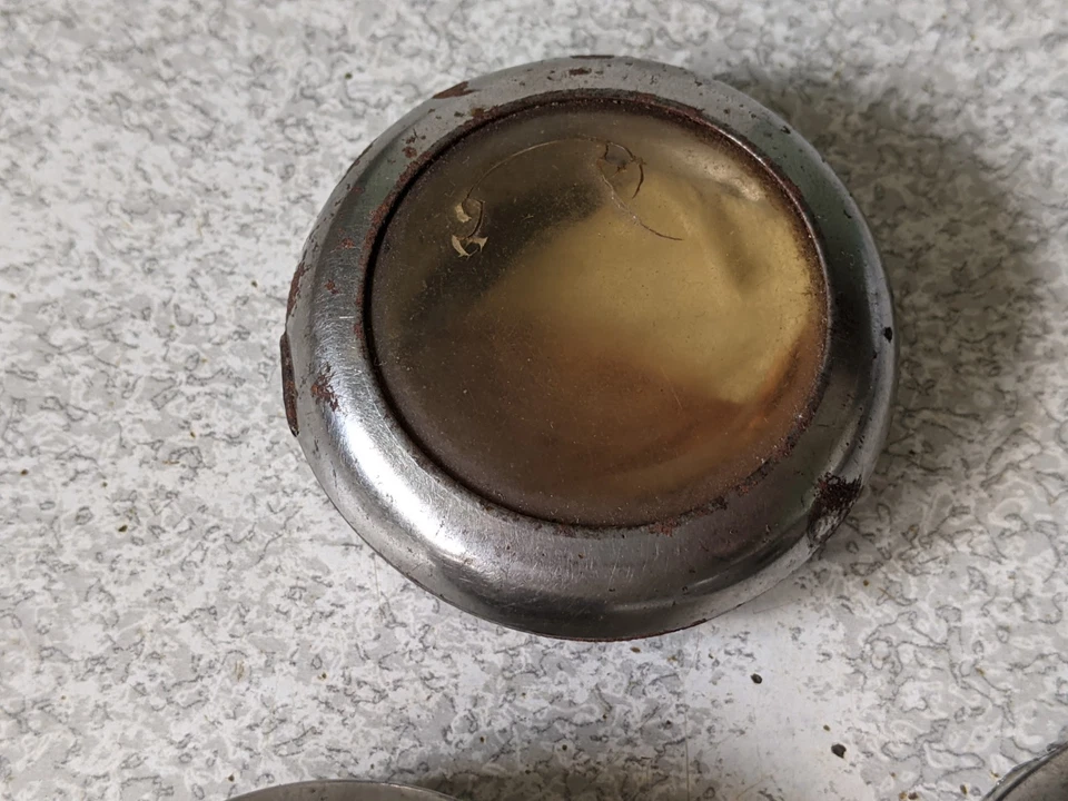 3 X CAIXAS PROTETORAS DE RELÓGIO DE BOLSO VINTAGE - 2 POLEGADAS - PRECISA DE TLC - Imagem 2 de 4