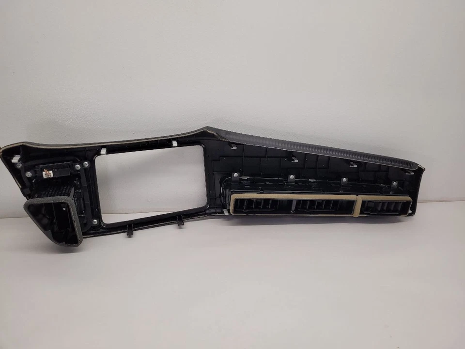 2016 HONDA HR-V Radio Trim Panel Vent Panel - Imagem 3 de 4