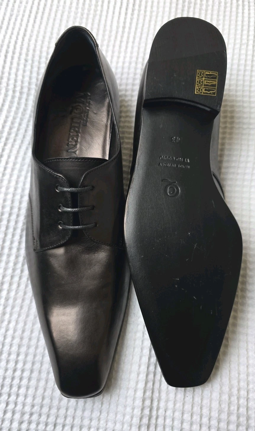 Alexander McQueen — Alexander McQueen. Men's Black Leather Derby Shoes. Size 43. 2007 .New In Box