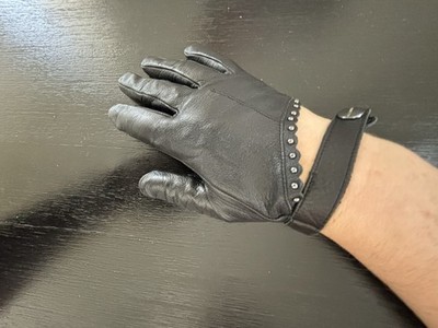 Fioretto  7.5 Black Gloves Soft Excellent Condition Women s Leather