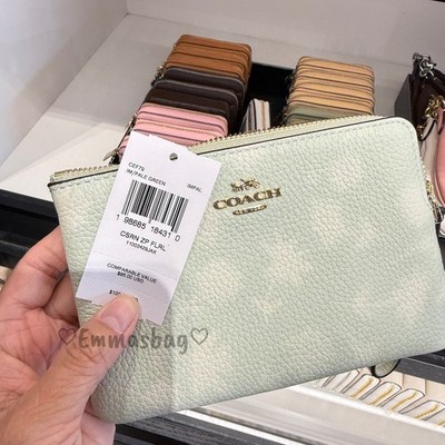 コサージュ Coach Corner Zip Wristlet Floral Print CEF79 pebbled leather/Gold