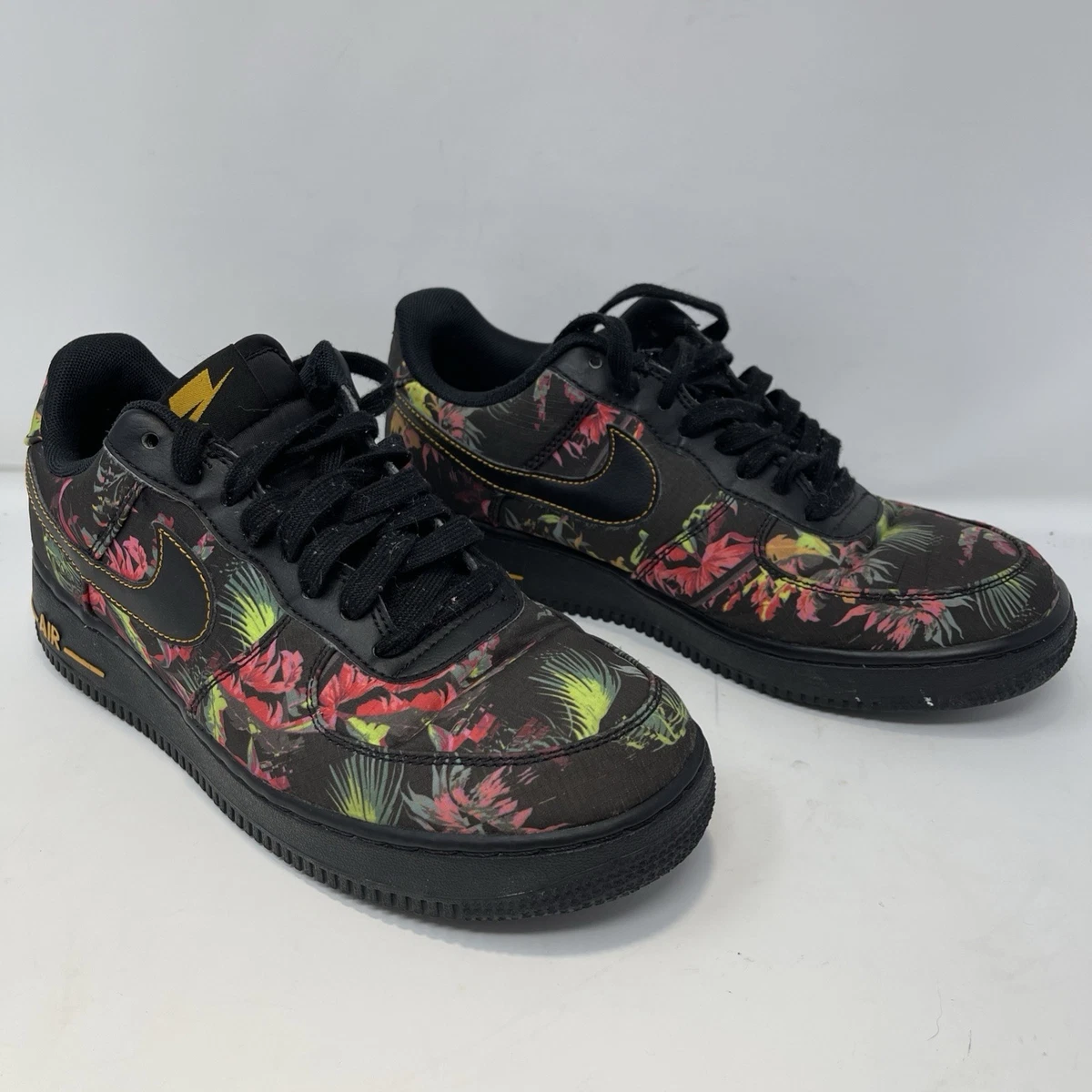 Nike Air Force 1  display picture 3