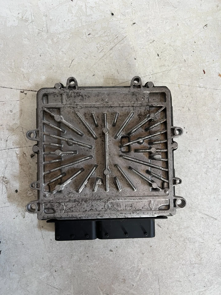 MÓDULO DE CONTROL DEL MOTOR ECU 31272462 AA PARA VOLVO S80 2008 Foto 3 de 4