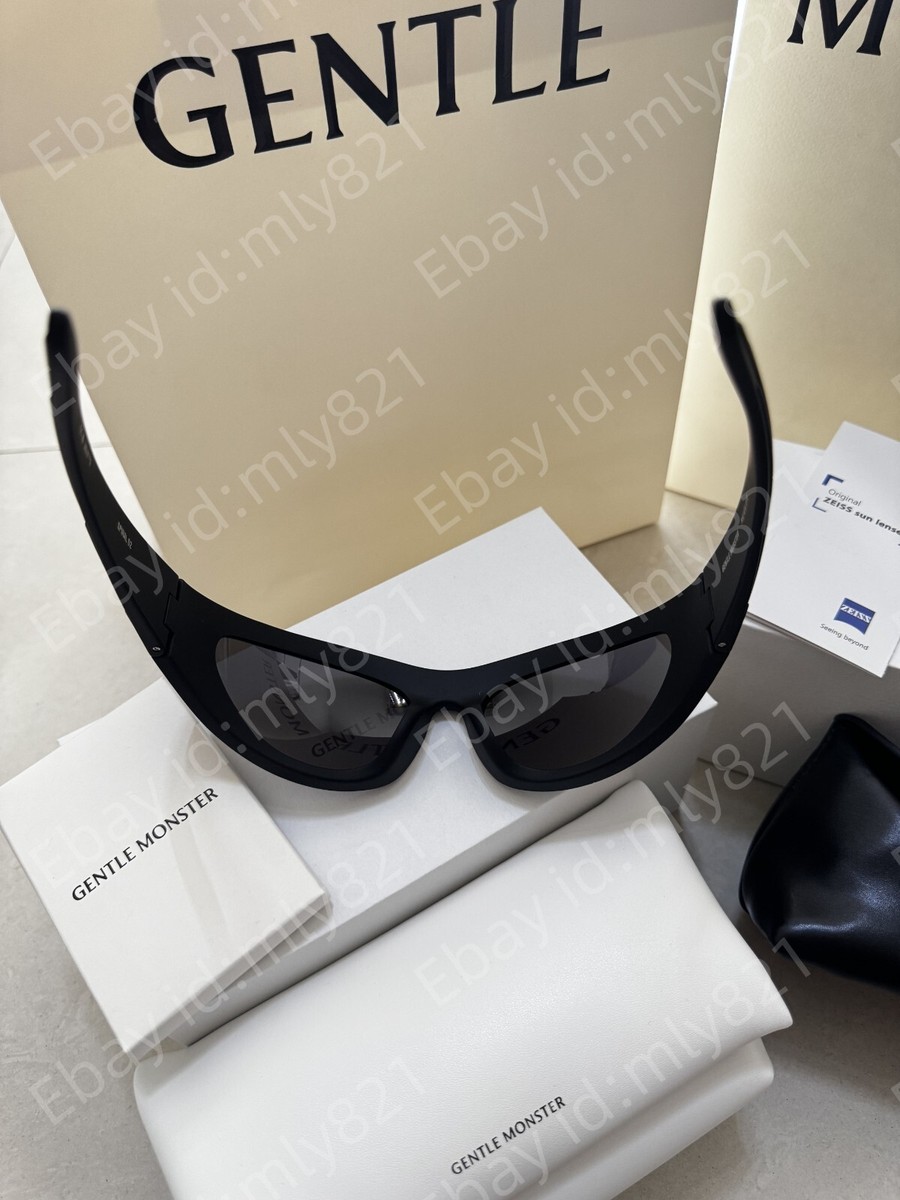 ◎ GENTLE MONSTER Mugler - Spiral 02 M01 Gentle Monster x Mugler Spiral Sunglasses Black/Grey (02 M01