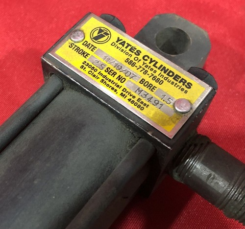 Yates Industries 1.5" Bore 2.5" Stroke Pneumatic Cylinder - 第 2/3 張圖片