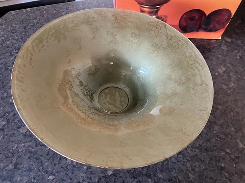 Gold handmade glass bowl - Picture 5 of 5