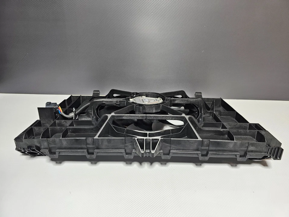 Tesla Model 3 OEM Engine Cooling Fan Assembly 2017 2018 2019 2020 2021 Foto 4 de 4