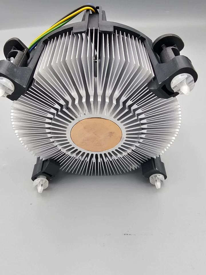 Intel E29477-002 CPU Cooler, Aluminum Heatsink - Image 2 of 3
