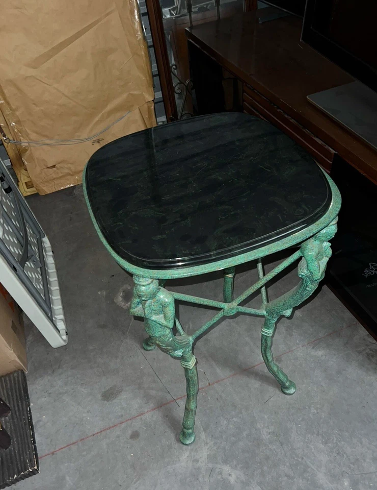 Викторианский винтажный декоративный педастальный/акцентный стол с металлическим основанием Praying Man - Изображение 2 из 4