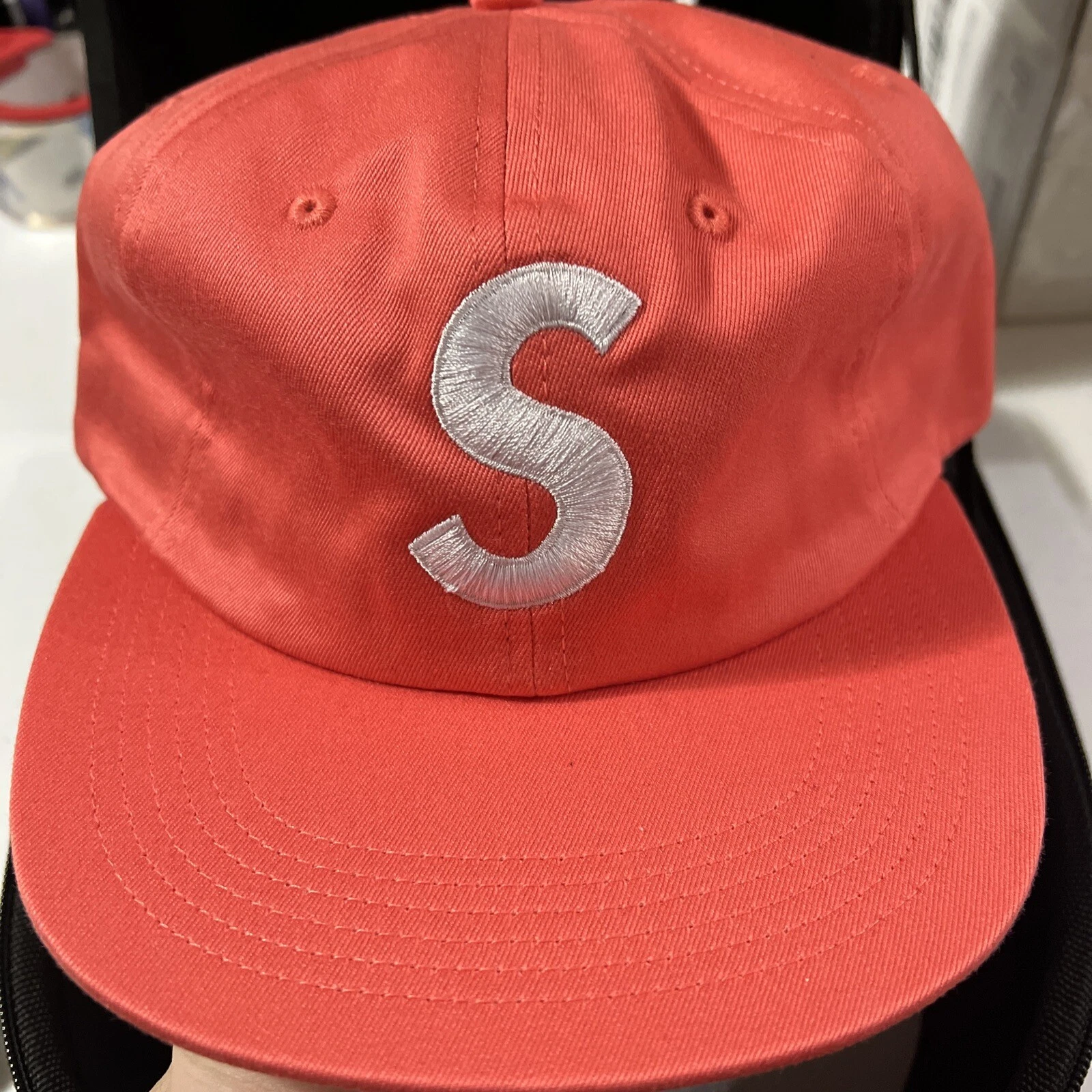 Casquette logo Supreme S Peach Deadstock SS15 flambant neuf jamais porté camp taille unique