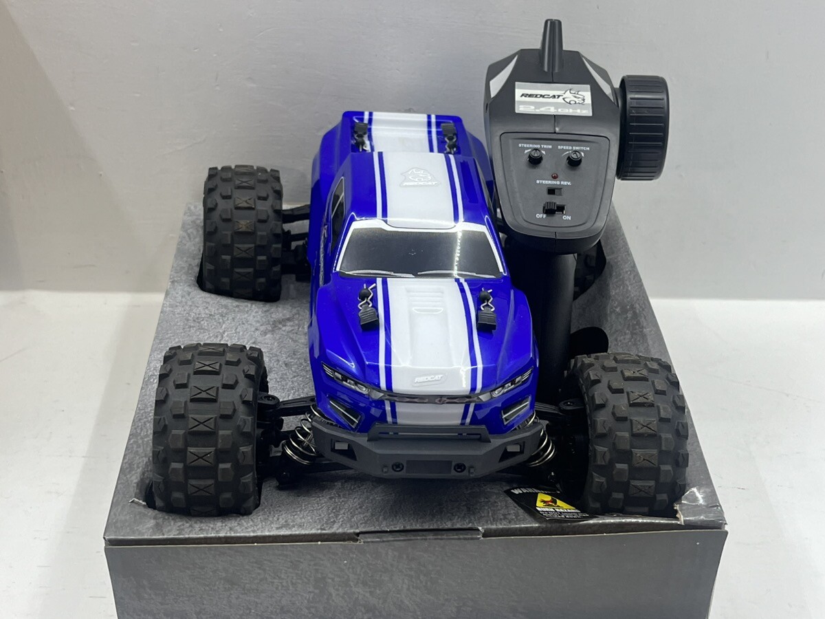 Redcat Racing Volcano-16 1/16 Scale Brushed Monster Truck Blue With Box