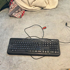 Microsoft Wired Keyboard 600 Wired USB Keyboa...