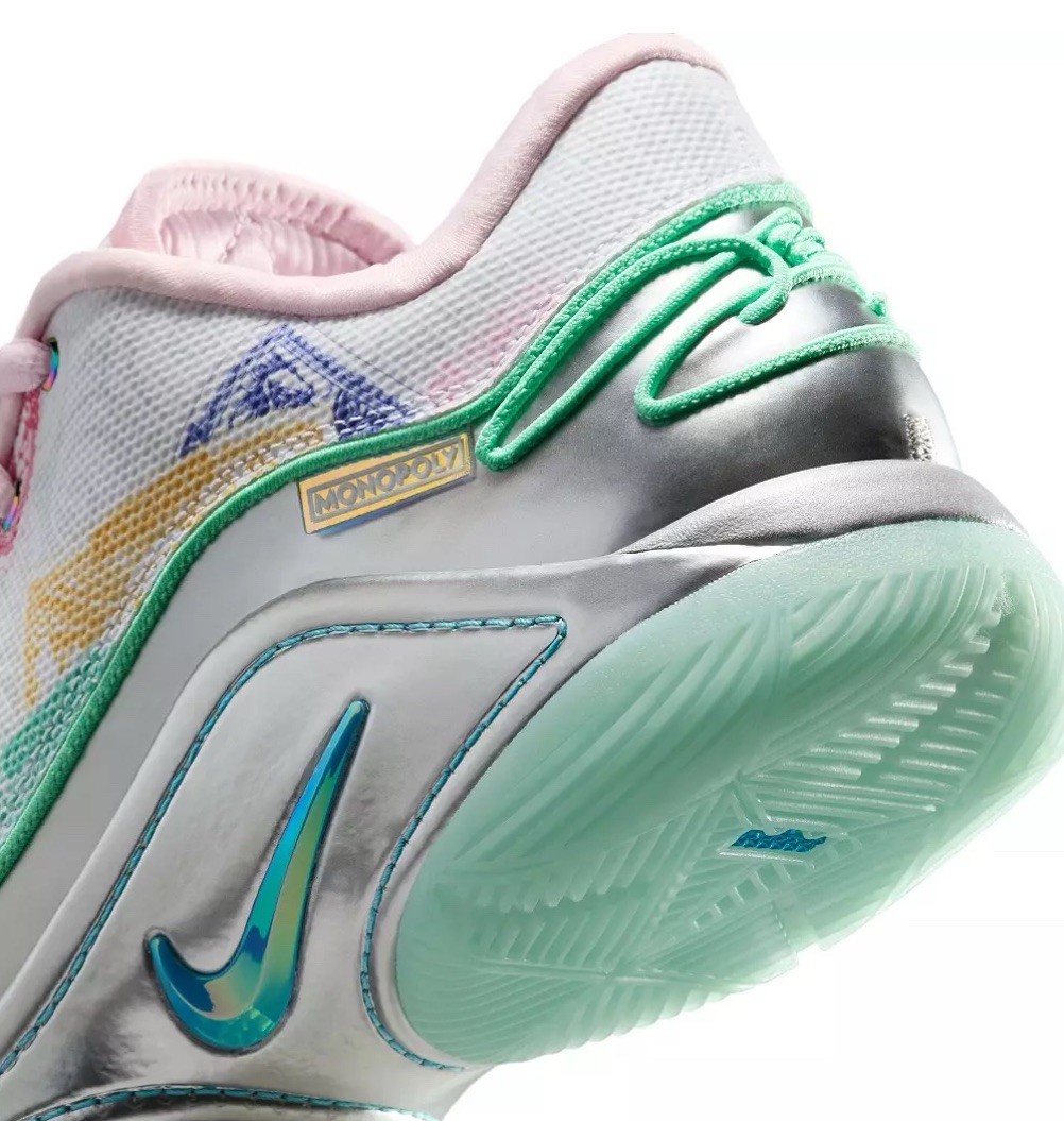 Nike LeBron XXII Monopoly Currency Shoes Sneakers 2 Laces FZ1097-100 Men\'s‎ 9.5 Nike x Monopoly Lebron XXII 22 QS Currency Basketball Shoes  main image 3