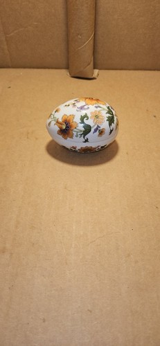 Vintage Limoges  Porcelain Hand Painted Floral Egg Trinket Box France - Picture 2 of 4