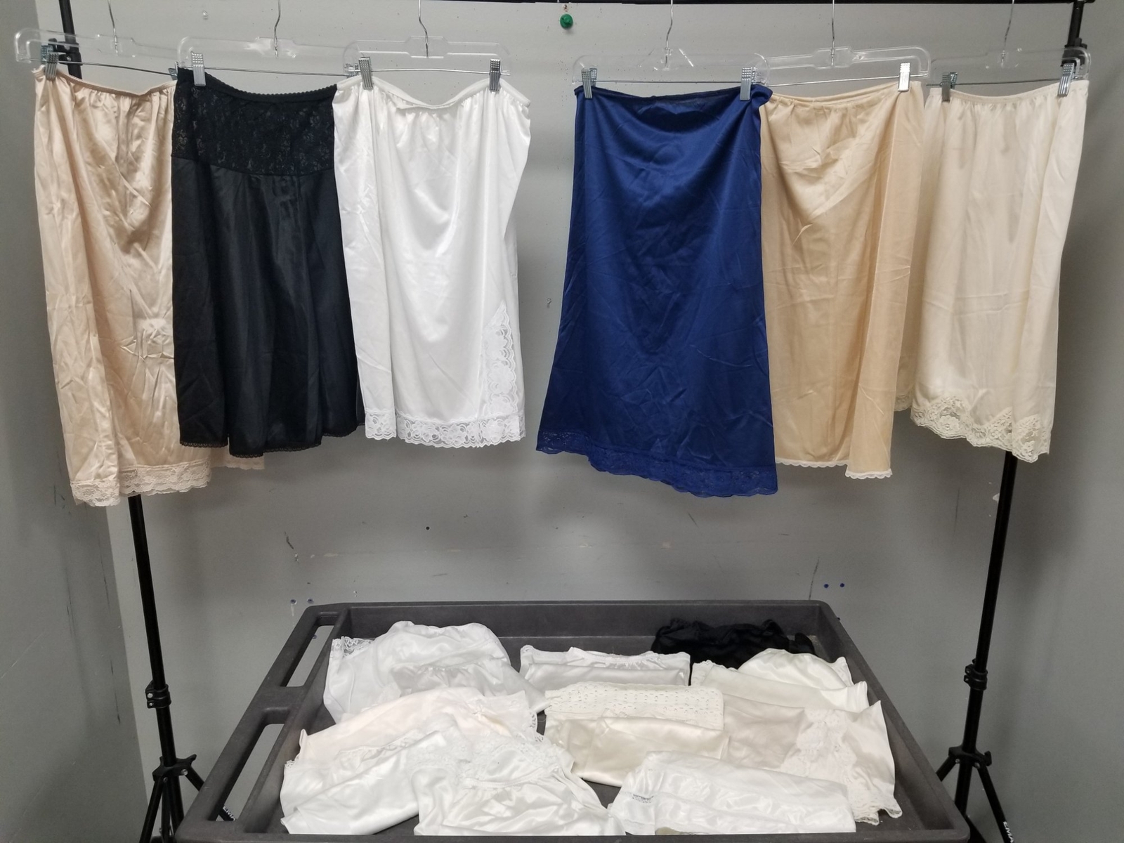 VTG Nylon Half Slips Lot Vanity Fair Bestform Sears JCPenney Vassarette Adonna eBay