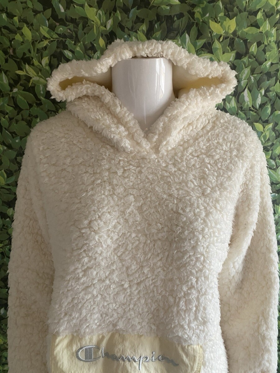 Champion Wool Teddy Pullover View 3