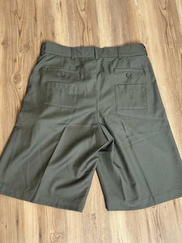 JACQUEMUS LE GADJO Men's Shorts Size 50 / US 40 100% Wool Olive Green Color - Picture 7 of 17