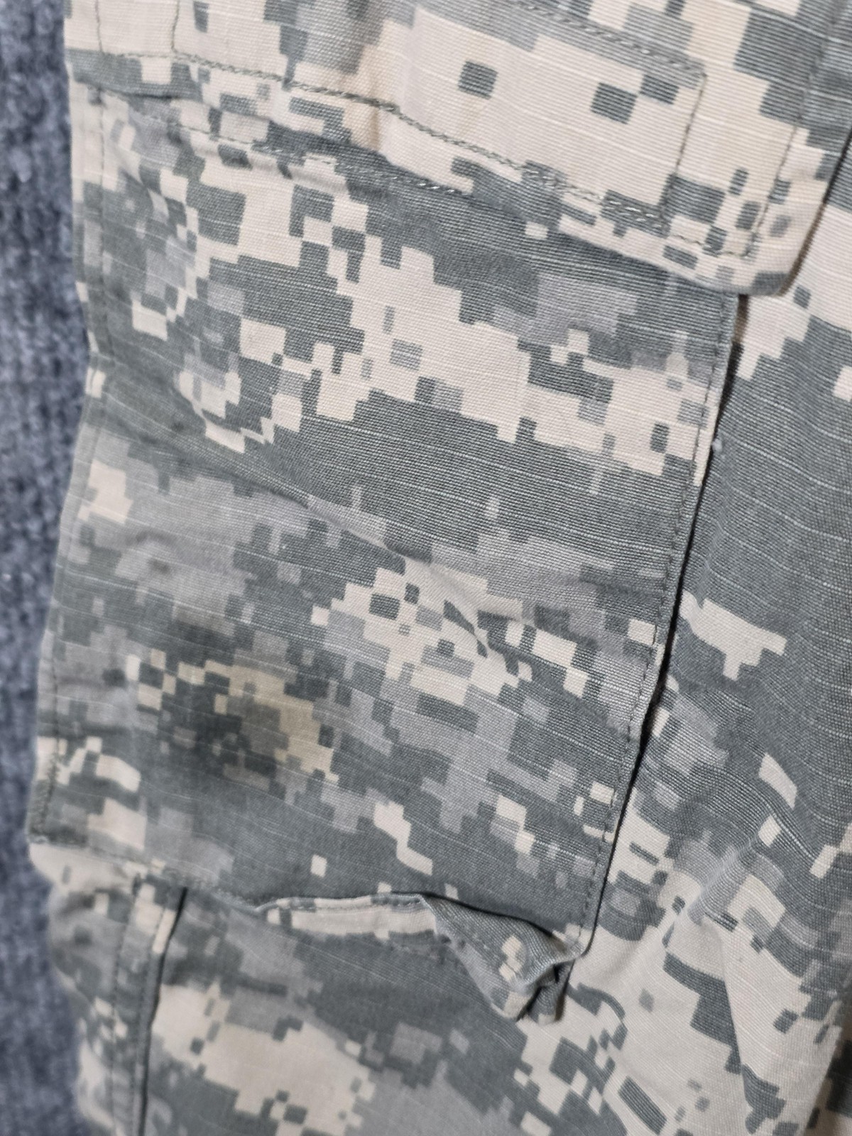 UNICOR Army Combat Uniform ACU Pants Mens Small Regular Gray Camo Cargo Ripstop