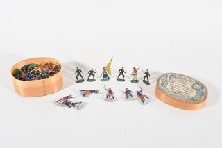 C67A73 Konvolut F. Heinrichsen Zinnfiguren Kämpfer Nürnberg