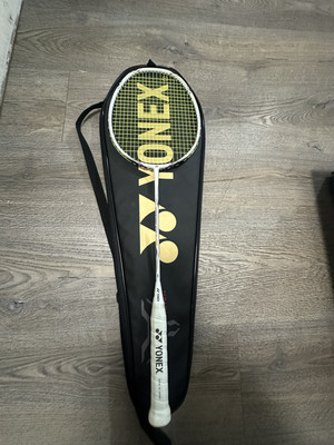 yonex voltric 70E