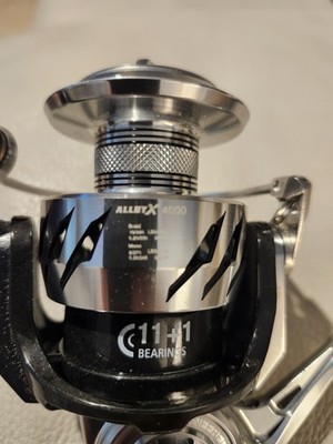 Silver Piscifun Light Weight Reel Need Crank Brand New