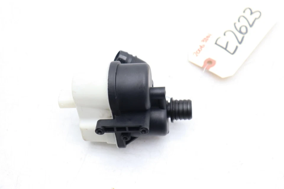 06-11 BOMBA DETECCIÓN FUGAS VAPOR COMBUSTIBLE BMW E90 328I 330I E2623 Foto 3 de 4