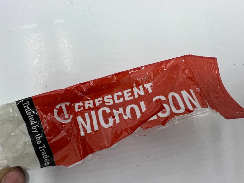 (Cantidad 3) Cincel medio redondo Cresent Nicholson 05194N 14 pulgadas *Negro Foto 3 de 4