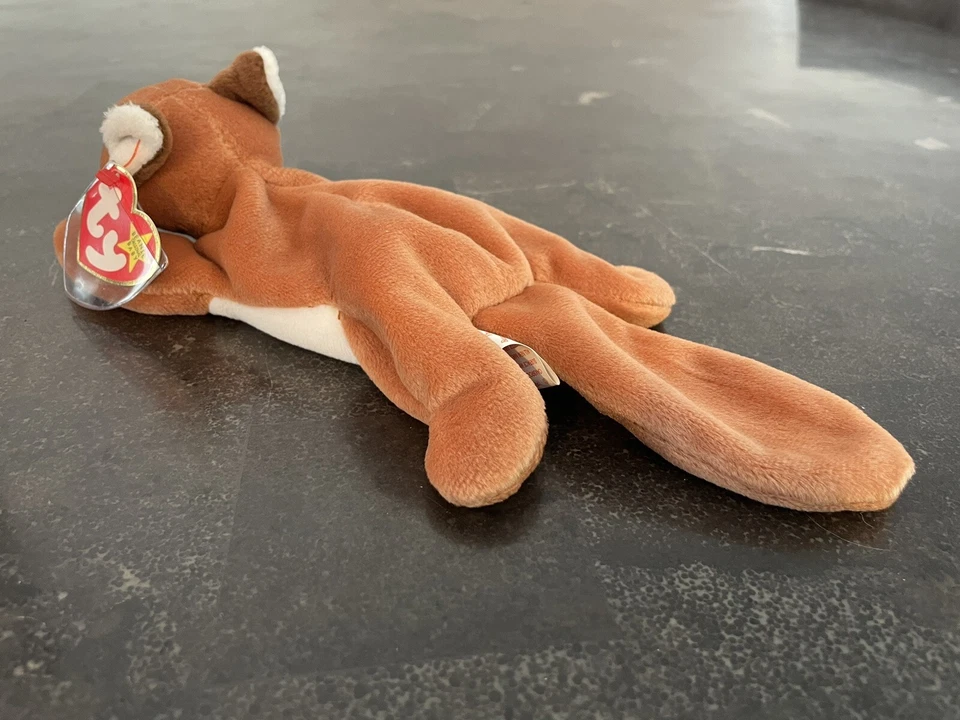 Peluche Ty Beanie Baby Sly the Fox con pellets y todas las etiquetas vintage 1996 Foto 3 de 4