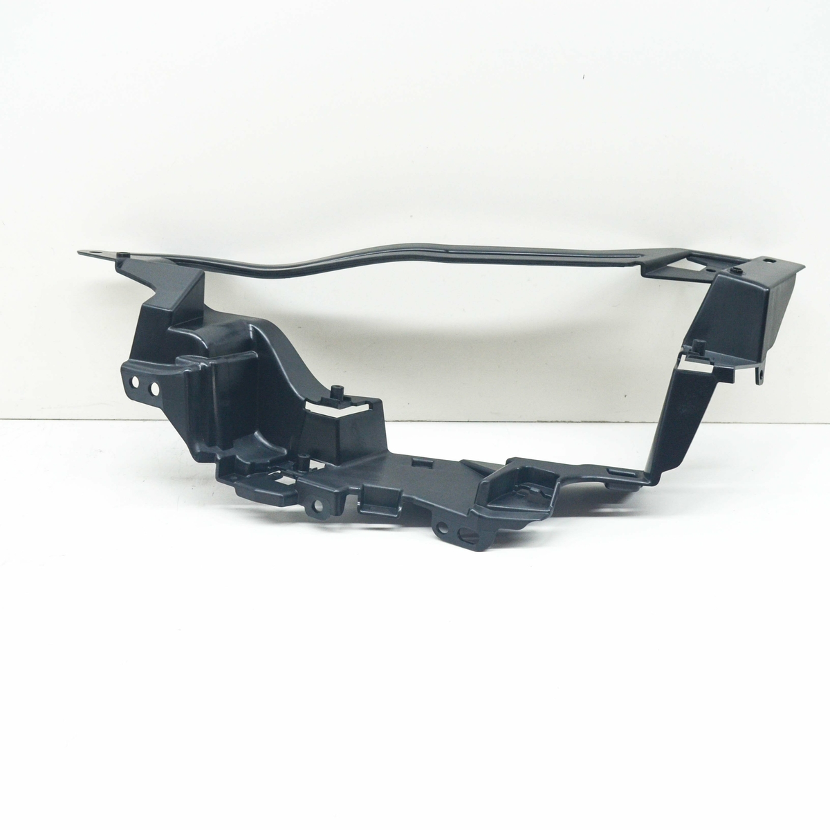 NEW BMW X5 G05 M REAR EXHAUST LEFT TAILPIPE TRIM BRACKET