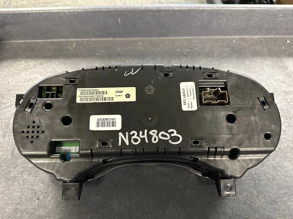 Cuadro de instrumentos velocímetro indicadores de tablero Dodge Charger 2011 2012 228.513 millas Foto 2 de 3