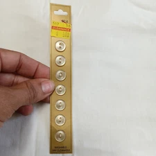 Dill-Buttons Plastic Round Beige 8096 7/16" (11MM) Set of 7 VTG