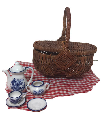 Partial Play Tea Set 6 Pieces Blue & White No Chips Red Wht Cloth Picnic Basket
