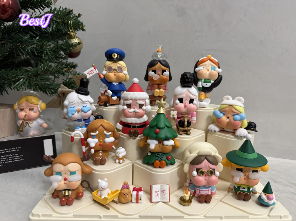 Crybaby Lonely Christmas シリーズ Crybaby Lonely Christmas Series Blind Box - myplasticheart