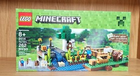 LEGO Minecraft: The Farm (21114)