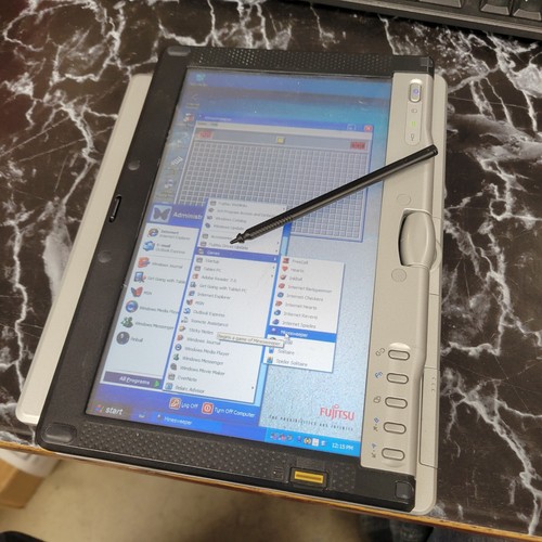 Fujitsu LifeBook P1510D Vintage Windows XP Convertible Laptop/Tablet PC - Bild 1 von 6