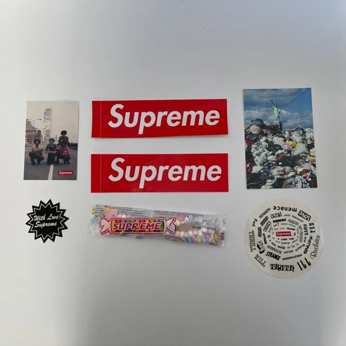 Lot d'autocollants logo collier bonbon Supreme Smarties + boîte rouge