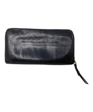 vegetable tanned leather                    Vegetable tanned leather round zippe