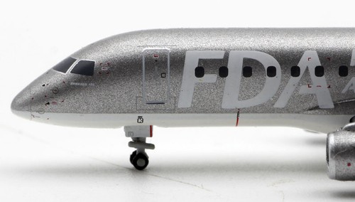 1:400 JC Wing FDA Fuji Dream Airlines Embraer 170 Diecast Models JA10FJ Aircraft - Picture 3 of 12