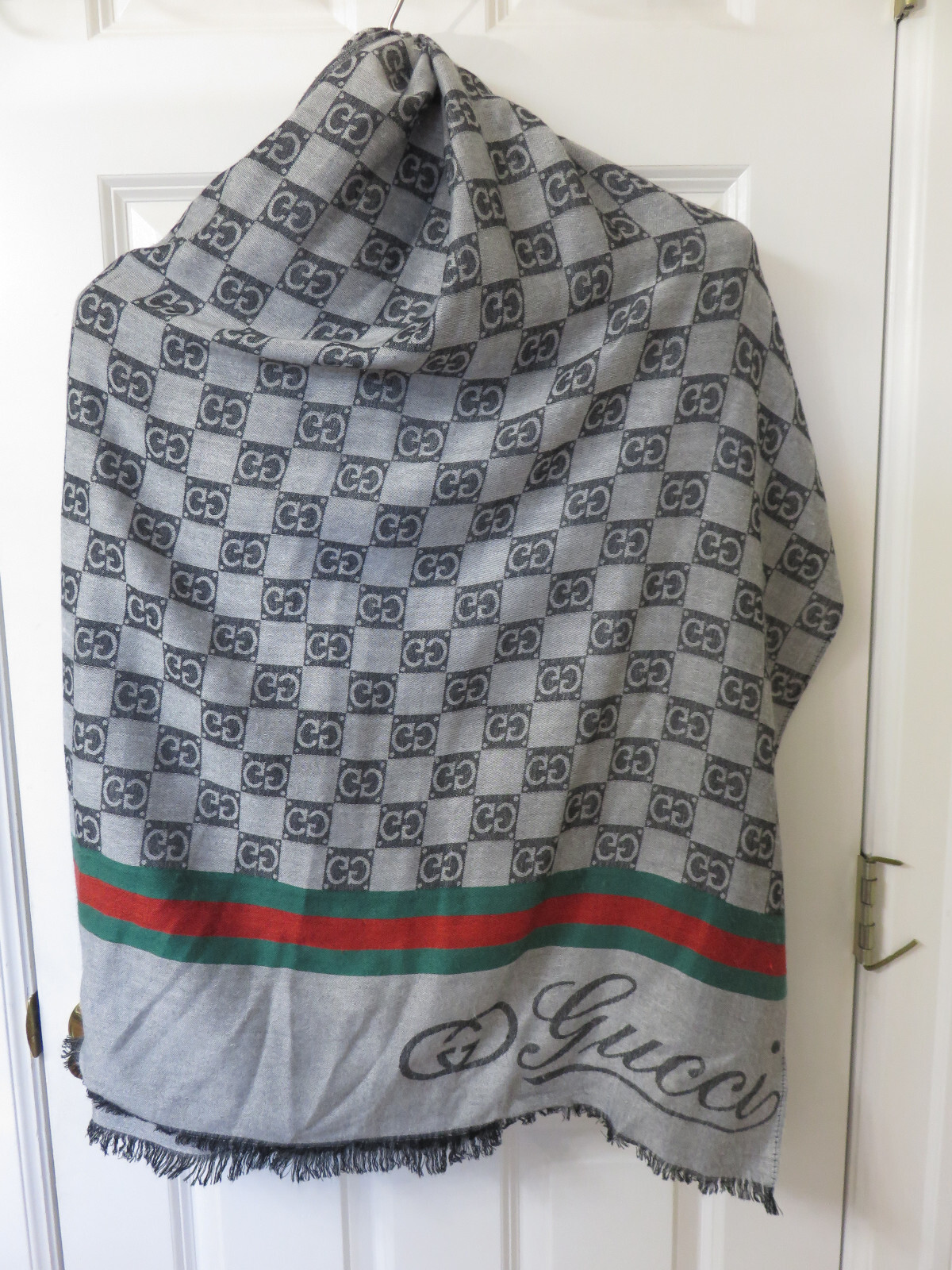 Gucci Scarf Shawl Wrap Stole Monogram GG logo 100 Silk Made in Italy