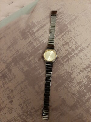 Montre Ambre Femme Dorée & Marron – Cadran Chiffres Romains, Bracelet Cuir, Mouvement Quartz