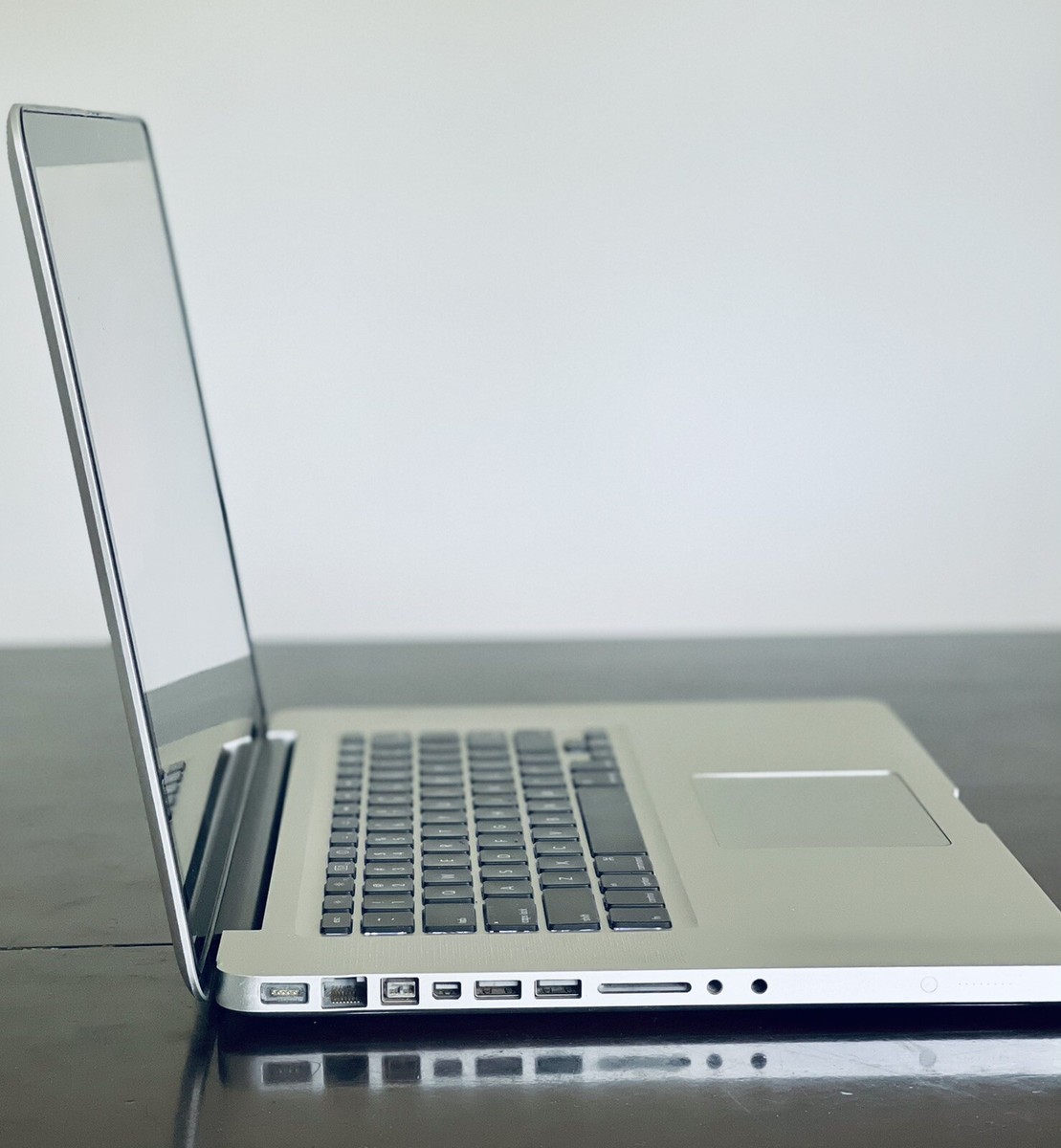 MacBook本体 MacBook Pro (15-inch, Mid 2009) A1286 MacBook Pro 
