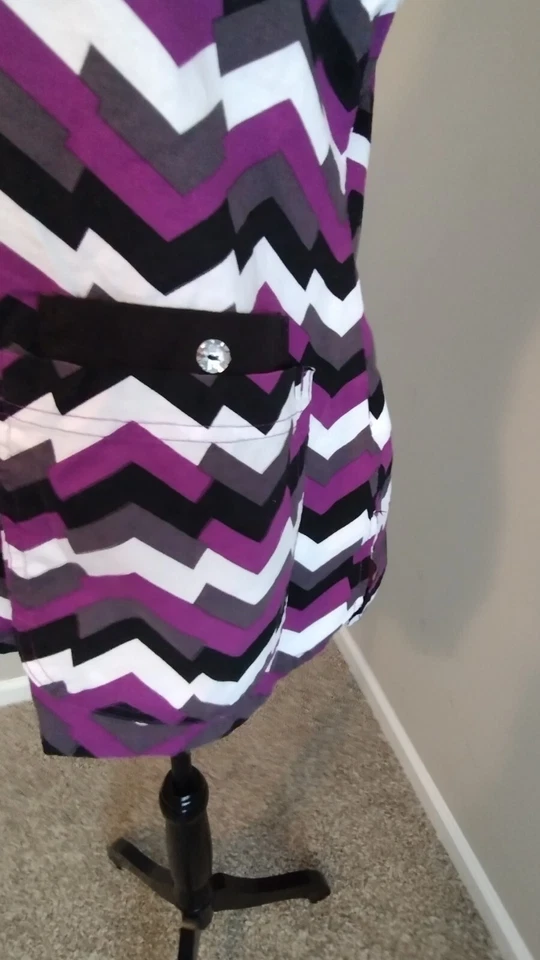 NRG by Barco Women's SZ Small Scrub Top Nurses Uniform Butterflies Zipper Pink - Image 4 of 4