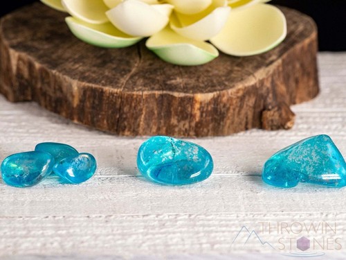 Blue AQUA AURA QUARTZ Tumbled Healing Crystals and Stones, Unique Gift, E1689 - Picture 2 of 10