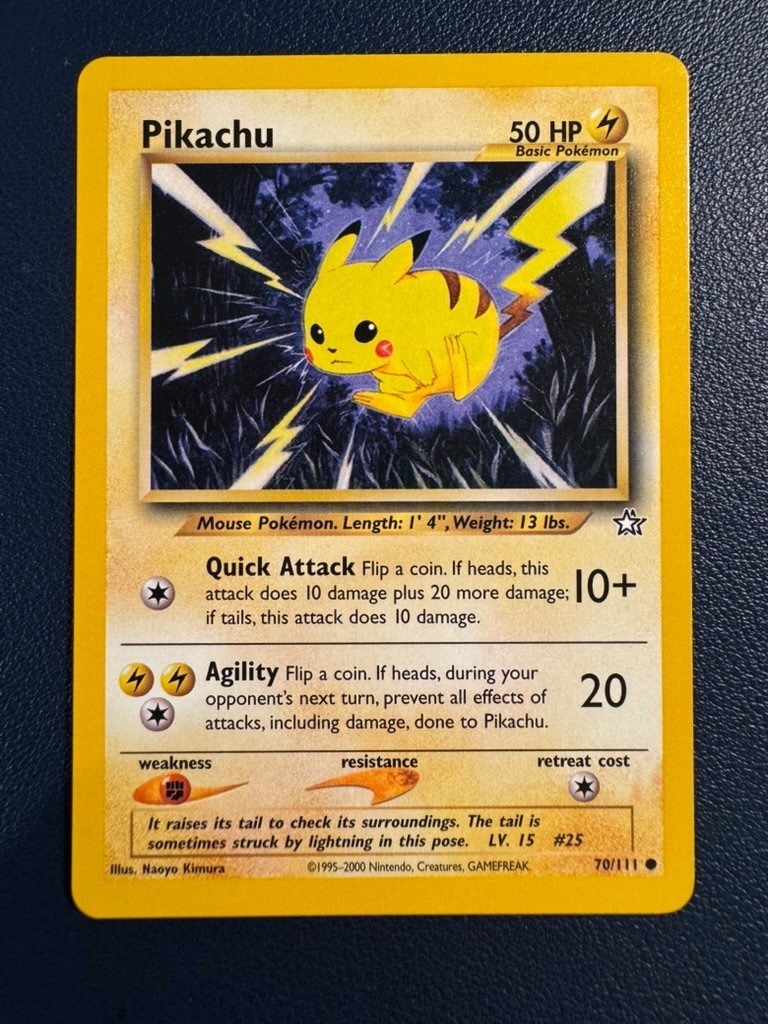 Pikachu 70/111 Neo Genesis Regular