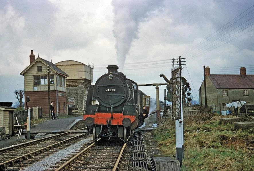 British Railways in Colour Vol 6 by Neil Parkhouse Hardback - Image 2 of 3